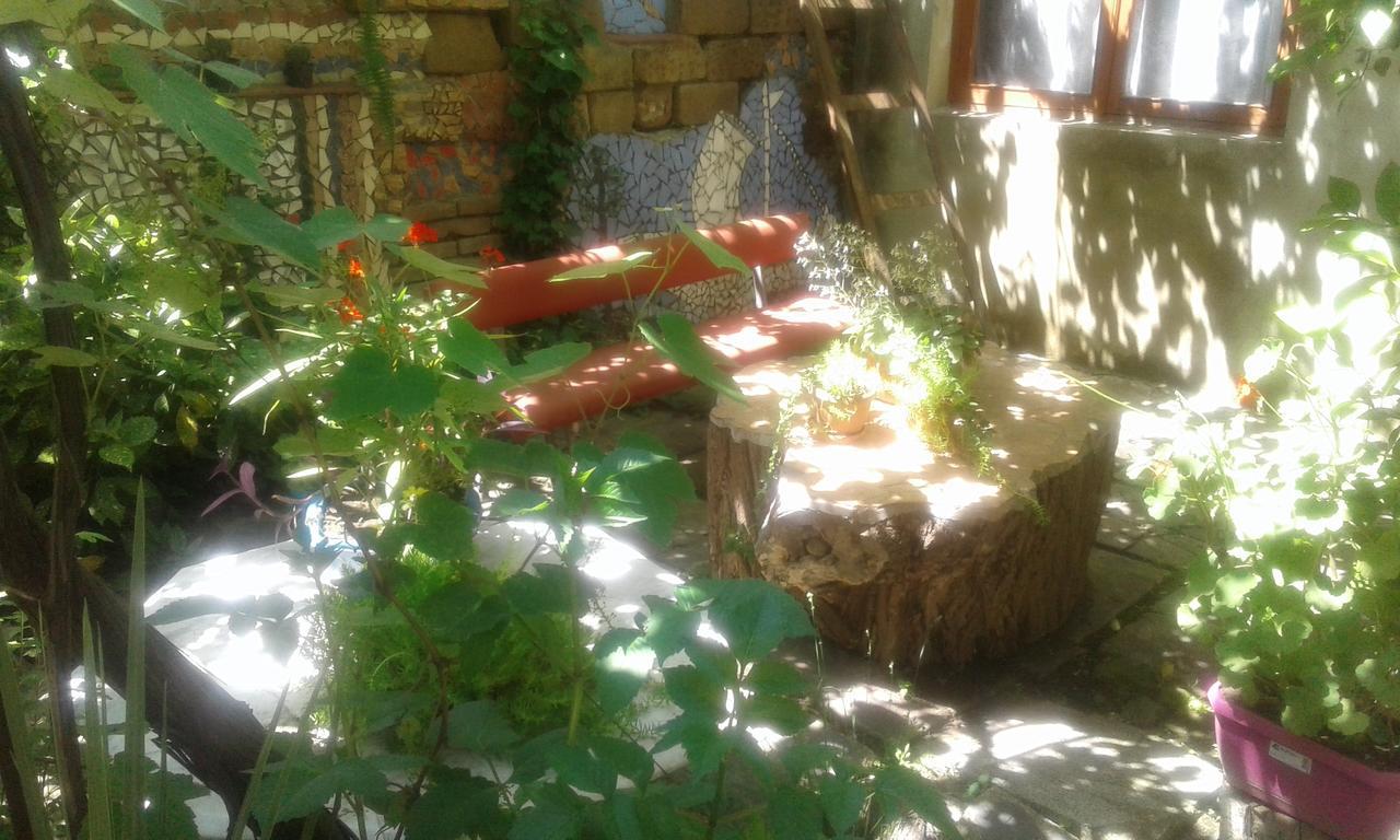 Centr Apartment Kutaisi Bagian luar foto